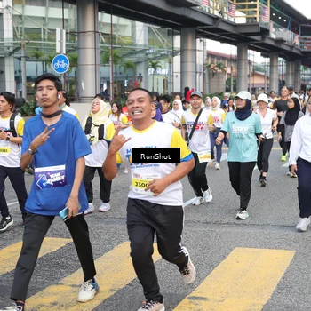 Runner Photo 4514417
