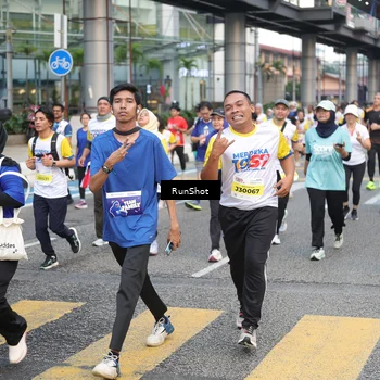 Runner Photo 4514431