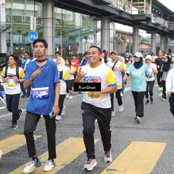 Runner Photo 4514432