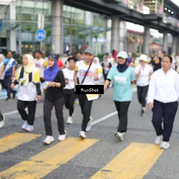 Runner Photo 4514459