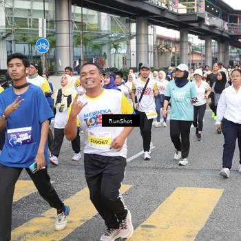 Runner Photo 4514481