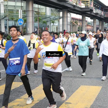Runner Photo 4514485