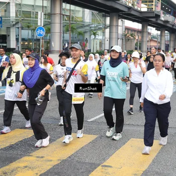Runner Photo 4514576