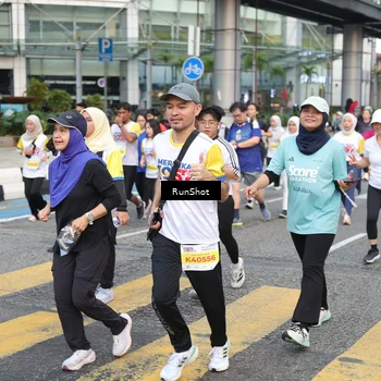 Runner Photo 4514592