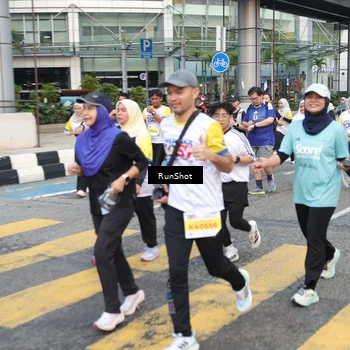 Runner Photo 4514606