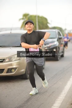 Runner Photo 4514650