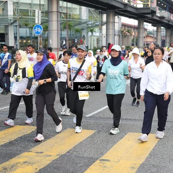 Runner Photo 4514660