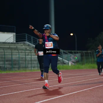 Runner Photo 4514667