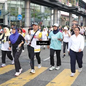 Runner Photo 4514675
