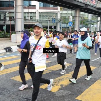 Runner Photo 4514690