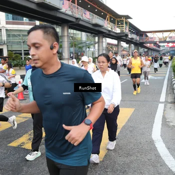 Runner Photo 4514713