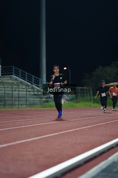 Runner Photo 4514749
