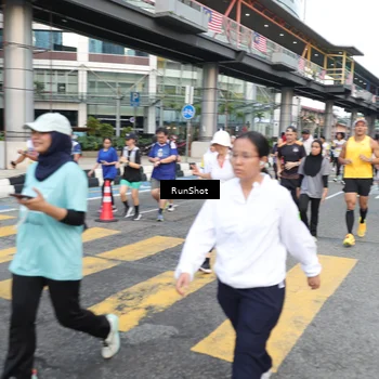 Runner Photo 4514792