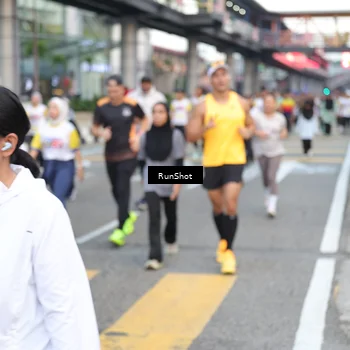 Runner Photo 4514806
