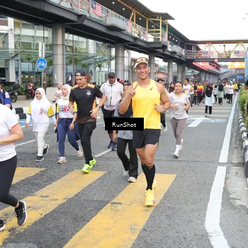 Runner Photo 4514854