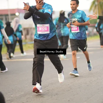 Runner Photo 4514865