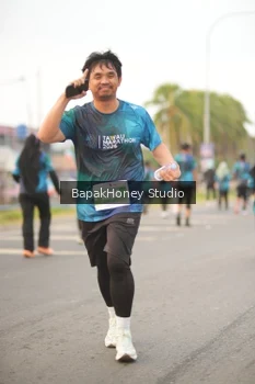 Runner Photo 4514875