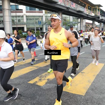 Runner Photo 4514942