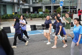 Runner Photo 4514983