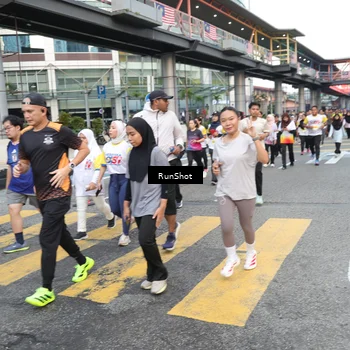 Runner Photo 4515017