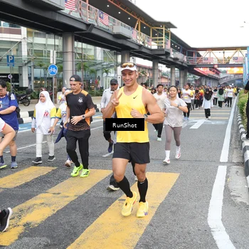 Runner Photo 4515032