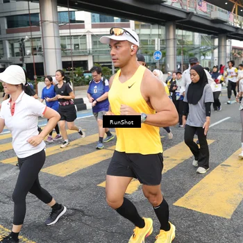 Runner Photo 4515046