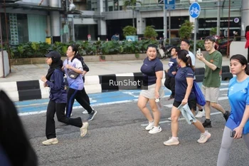 Runner Photo 4515054