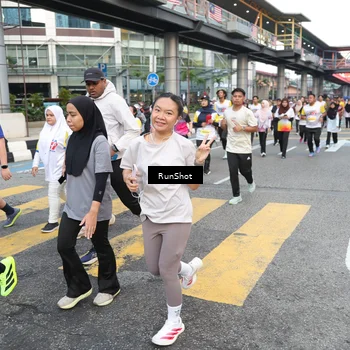 Runner Photo 4515079