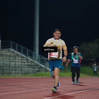 Runner Photo 4515100