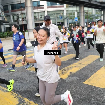 Runner Photo 4515130