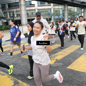 Runner Photo 4515131
