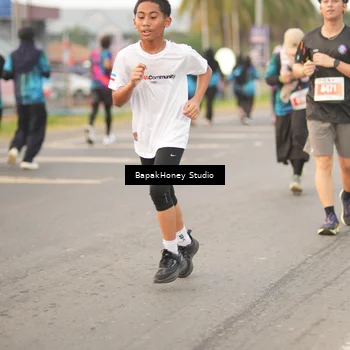 Runner Photo 4515136