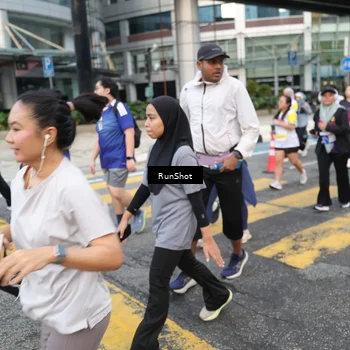 Runner Photo 4515172