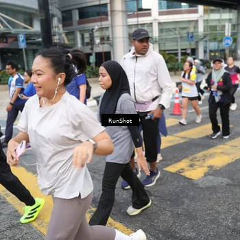 Runner Photo 4515174