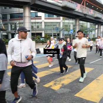 Runner Photo 4515190
