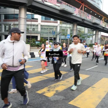 Runner Photo 4515194