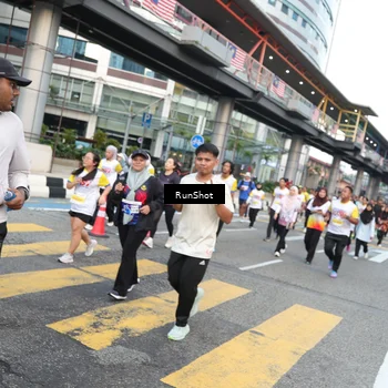 Runner Photo 4515204