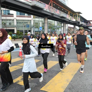 Runner Photo 4515259