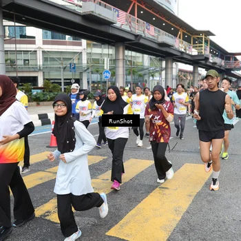 Runner Photo 4515270