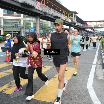 Runner Photo 4515288