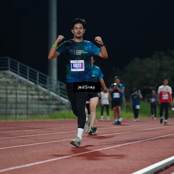 Runner Photo 4515313