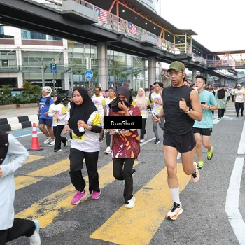 Runner Photo 4515318