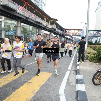 Runner Photo 4515333