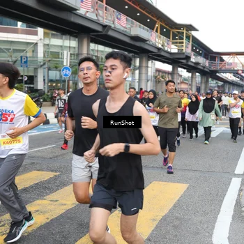 Runner Photo 4515375