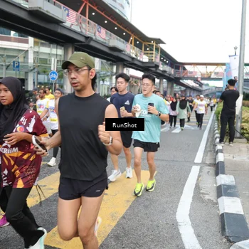 Runner Photo 4515392