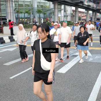Runner Photo 4515417