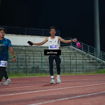 Runner Photo 4515441