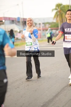 Runner Photo 4515446