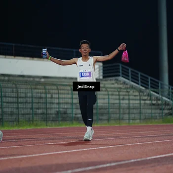 Runner Photo 4515448