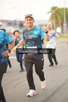 Runner Photo 4515454